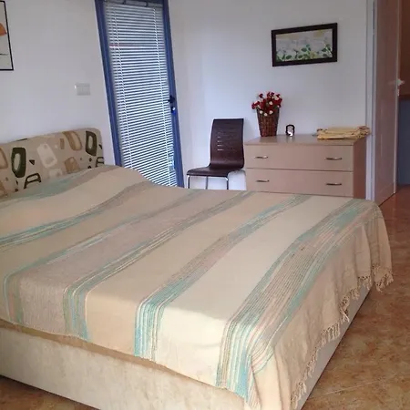 Apartment Apollonia *